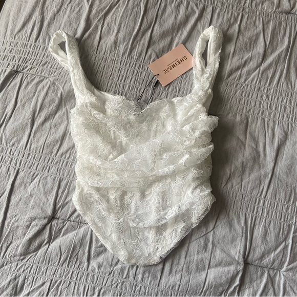 NWT corset Top - Picture 3 of 8